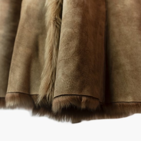 Shearling Full-Length Coat with turn-up sleeve cuffs - Picture 9 of 16